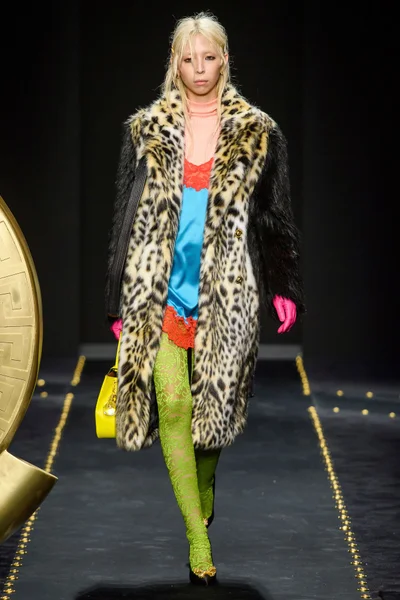 Look 21